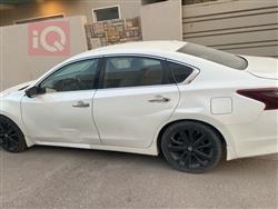 نيسان ألتيما